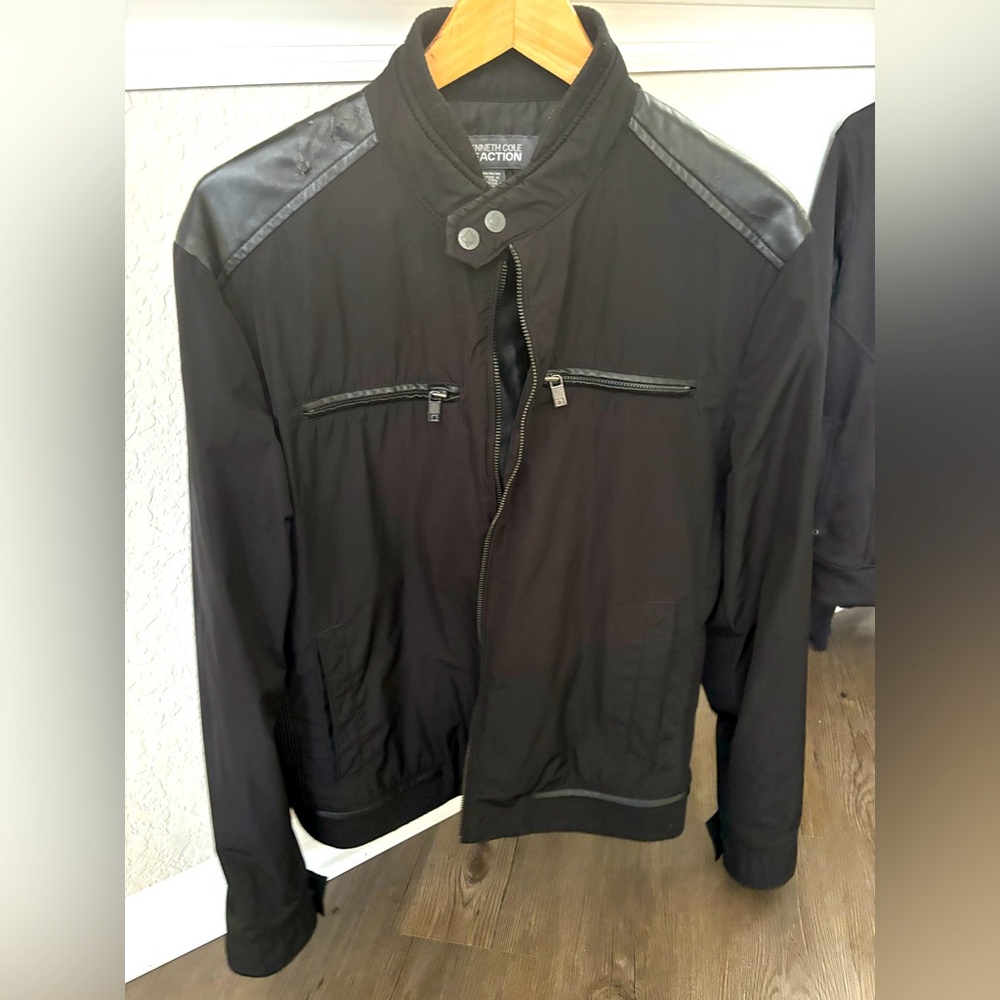 Kenneth Cole reaction. Smart casual jacket. Slightly distressed. Size M